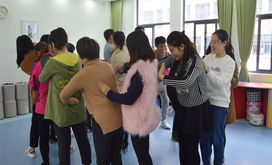 171114徽韵心理走进高新创新实验小学开展教师心理团辅167.jpg